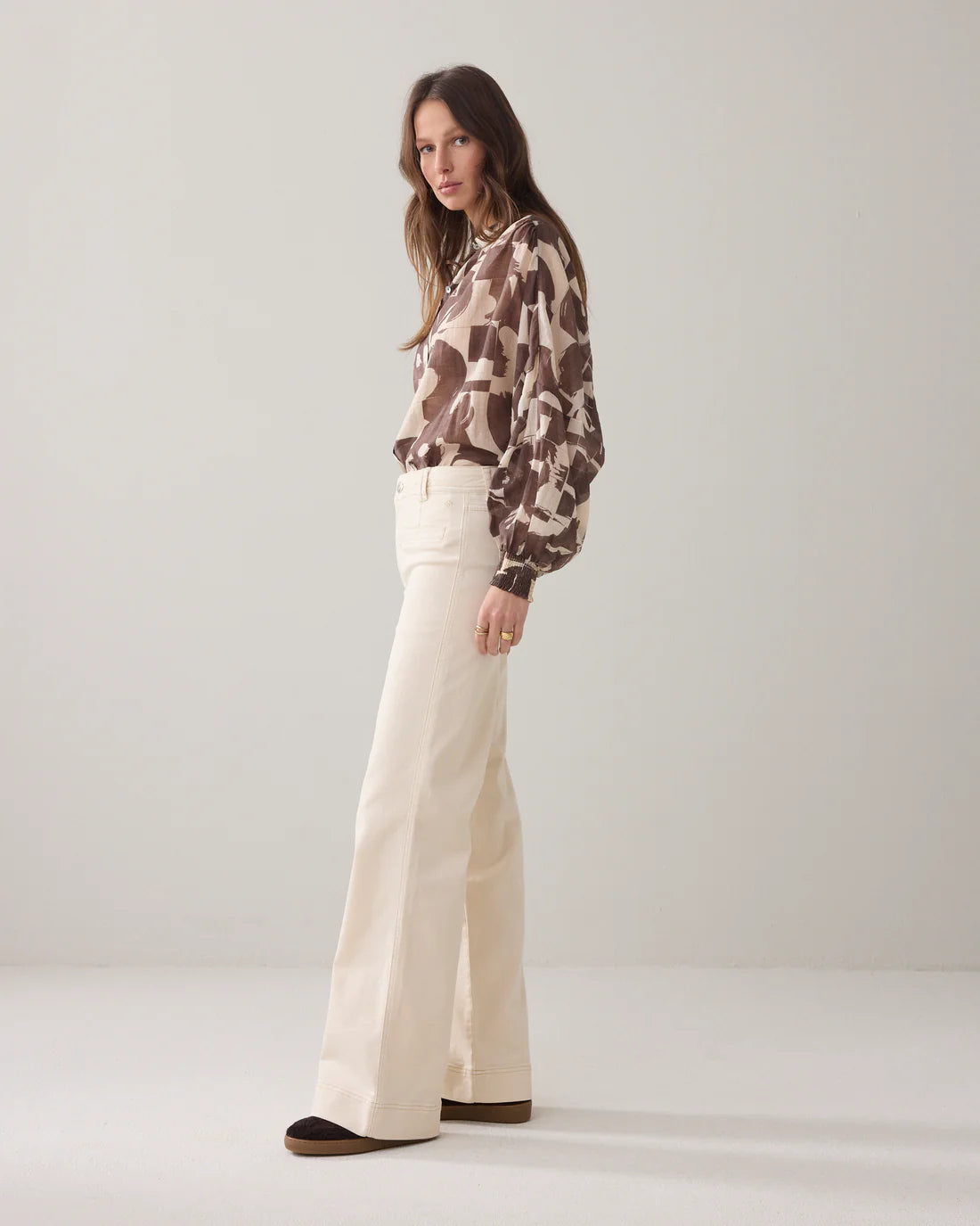 SUMMUM - Flared High-Waisted Pants
