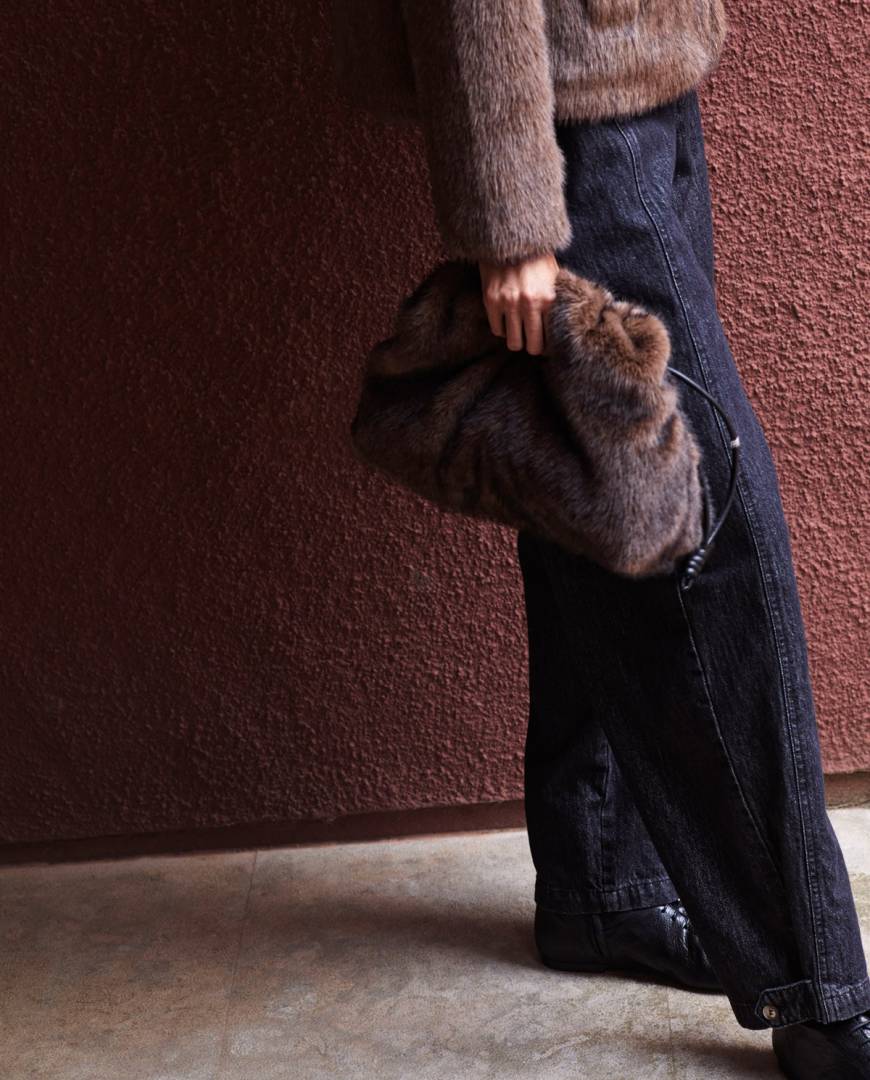 Yerse - Faux Fur Bag