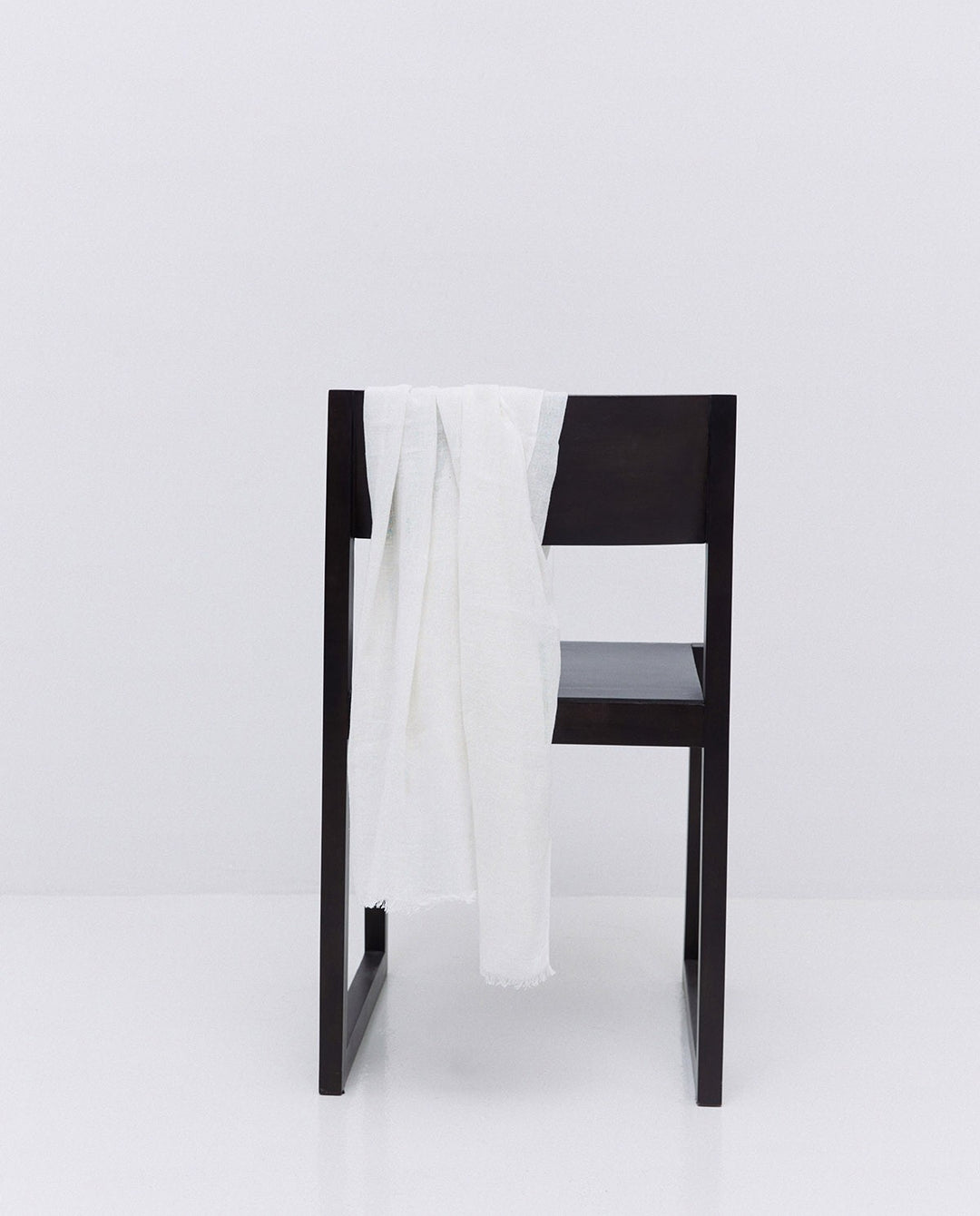 Yerse - Frayed Edge Scarf