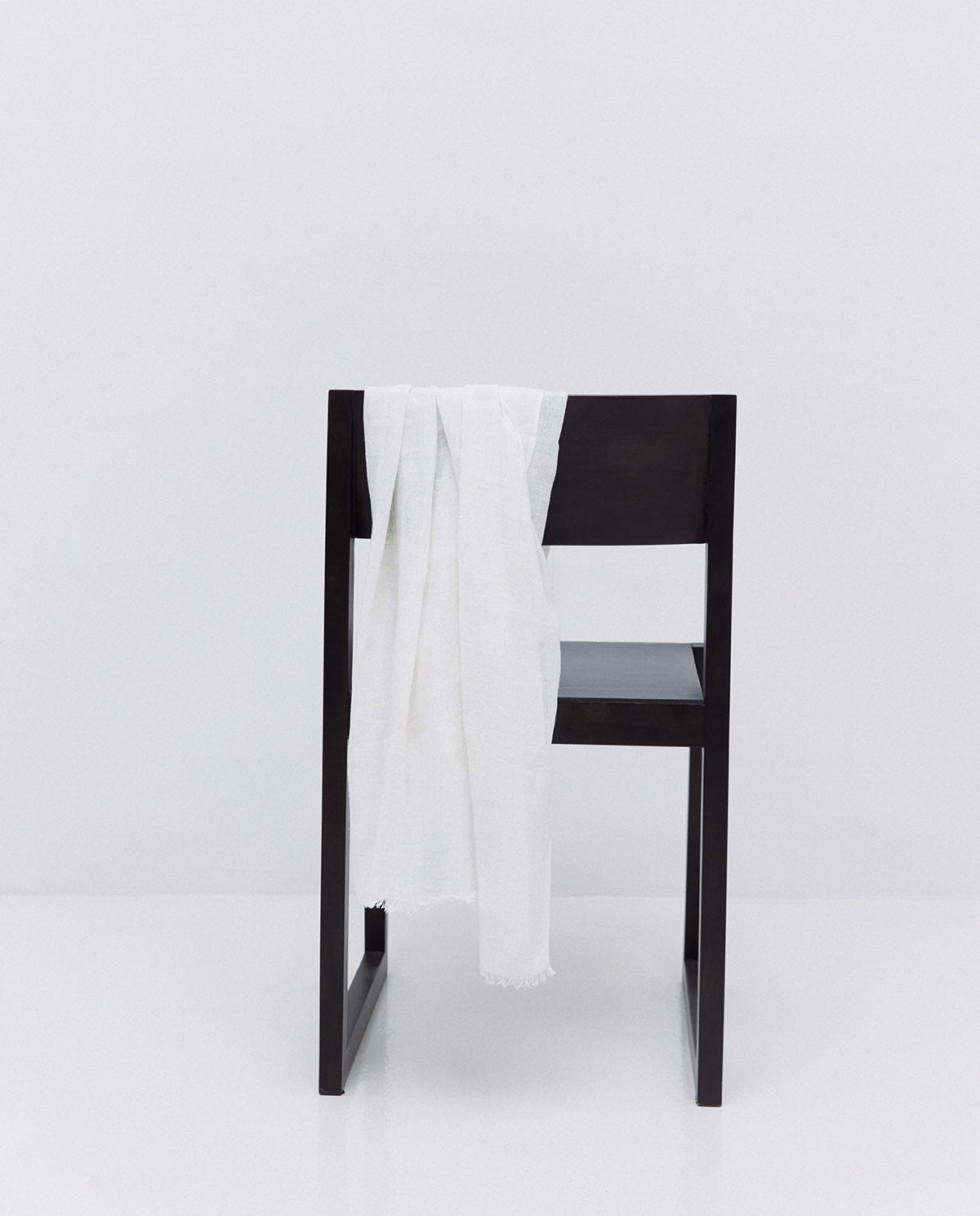 Yerse - Frayed Edge Scarf