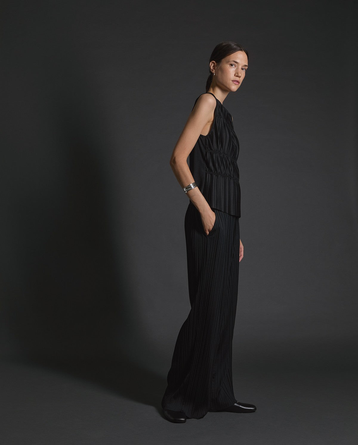 Yerse - Wide Leg Pleated Pants