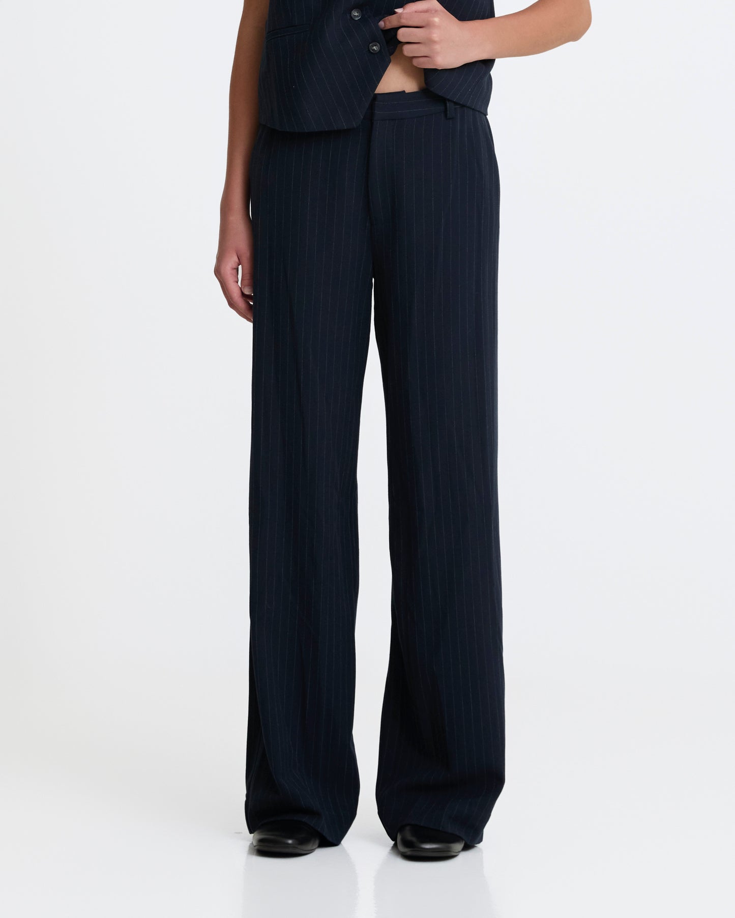 Yerse - Wide Leg Striped Pants