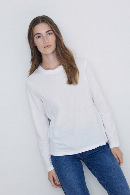 Yerse Long Sleeve T-Shirt