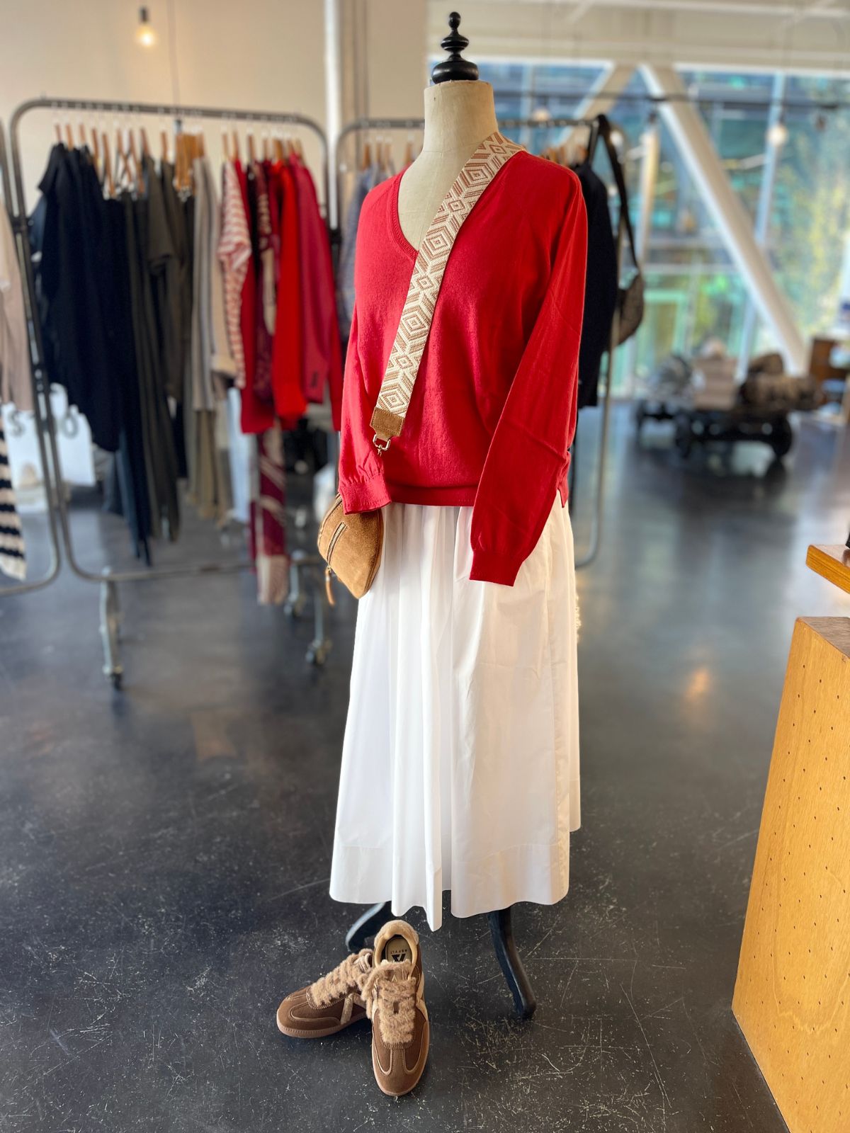 Yerse - V-Neck Jumper