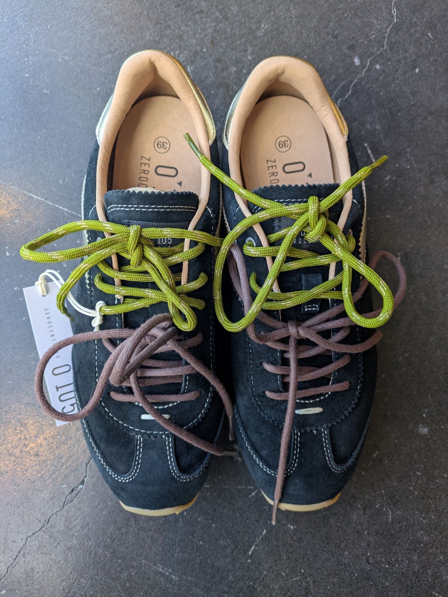 Zero Cent Cinq - Astra Black and Gold Sneaker