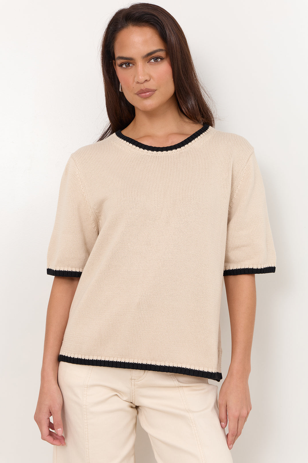 adorne - Brigette Contrast Trim Knit Top