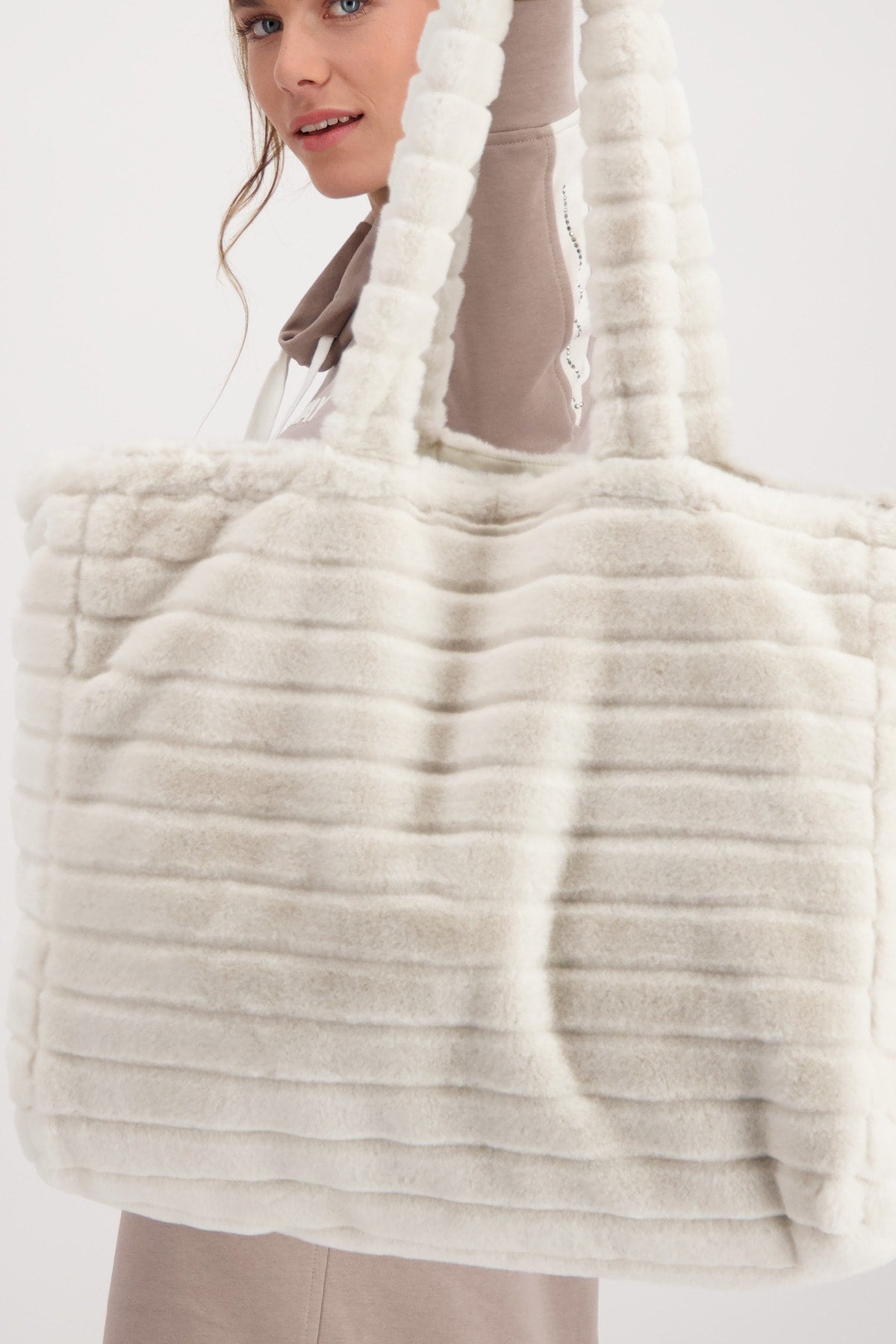 Monari - Faux Fur Bag